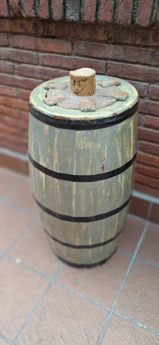 Barril decorativo madera