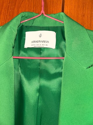 Americana verde Stradivarius Talla S