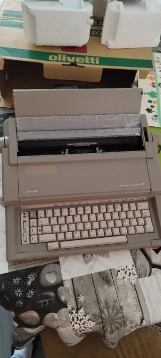 Olivetti Lettera E 501-II Máquina Escribir