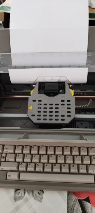 Olivetti Lettera E 501-II Máquina Escribir
