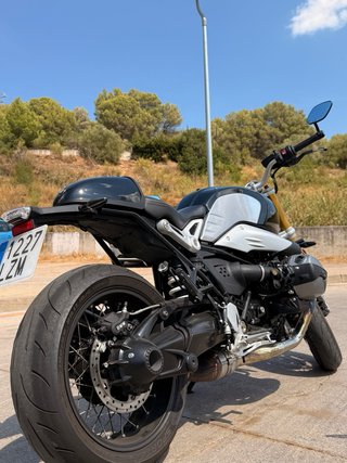 BMW R nineT Negra/Plata