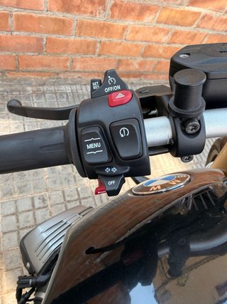 BMW R nineT Negra/Plata
