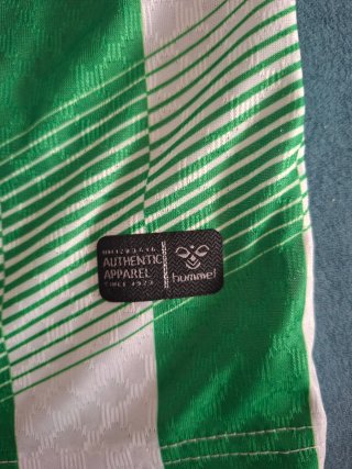 Conjunto Hummel niño/a fútbol verde/blanco