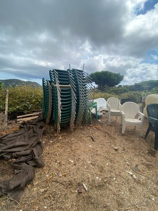 Lote Sillas Verdes y Blancas  70 + 6 blanca + 3 ne