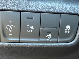 Hyundai Kona 150kW EV Maxx