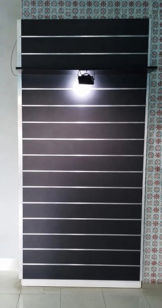 Panel expositor para zapatos/bolsos .Medidas 2,40