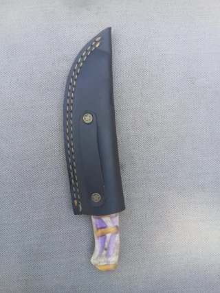 Cuchillo Damasco con Funda de Cuero