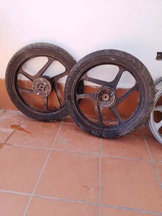 Llantas Derbi Variant