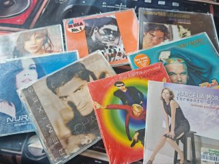 Lote 8 CD Singles Varios Artistas