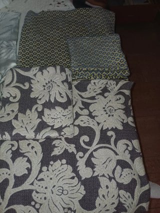 Funda Cojín 40x40 cm aproximadamente 2euros unidad