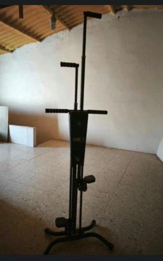 Máquina Escaladora Vertical Gym