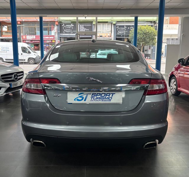 Jaguar XF 2008