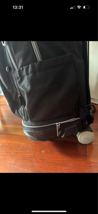 Mochila Totto Negra con Ruedas, desmontable!!