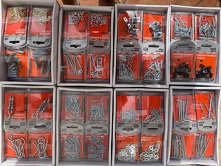Scatole assortite minuteria ferramenta