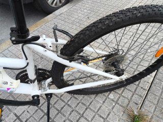 Bicicleta B'Twin Rockrider 300