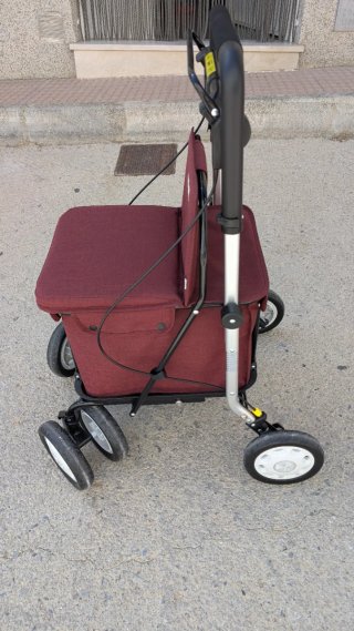 Andador Carlett con asiento