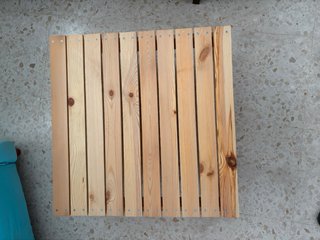 Mesa baja de madera 80x80