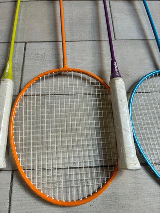 Raquetas + Volantes + Red + Fundas de Bádminton