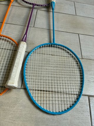 Raquetas + Volantes + Red + Fundas de Bádminton