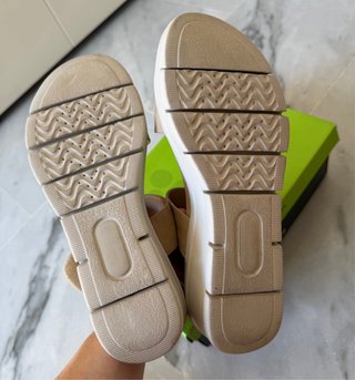 Sandalias de Amarpies Beige