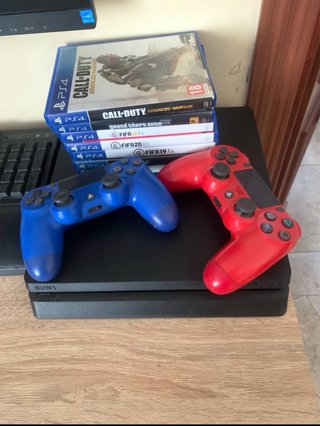 Consola PS4 Slim 1TB Negra + 2 mandos