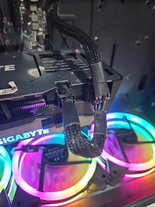 Sharkoon PURE STEEL RGB Negra + 4 ventiladores RGB