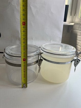 2 tarros de plástico con cierre hermético