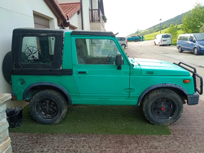 Suzuki Samurai 1990 - foto 1