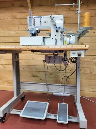 Máquina de coser cadeneta Kansai 3 agujas