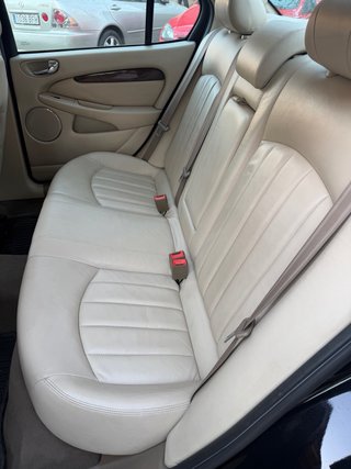 Jaguar X-Type 2004