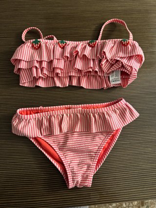 Bañadores niña florales y fresas talla 4-5