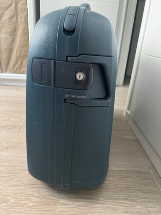 Maleta Grande Samsonite Verde y Neceser