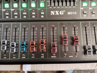 Mesa de mezclas NXG MD10 10 canales