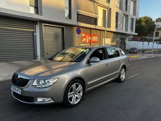 Skoda Superb 2012