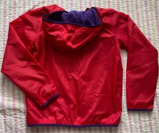 Chubasquero rojo talla 12 años