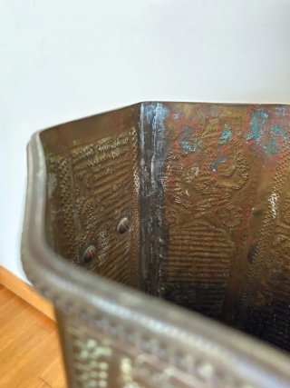 Arte árabe. Jarrón grande antiguo metal islámico