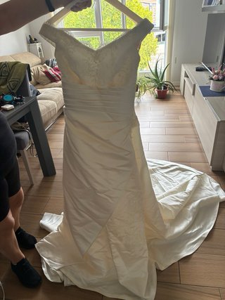 Vestido de Novia crema y Blanco