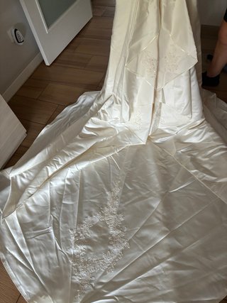 Vestido de Novia crema y Blanco