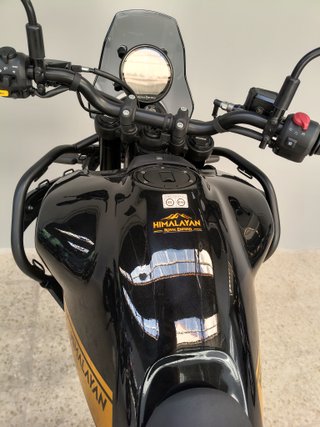 Royal Enfield Himalayan 450 Negra/Gris