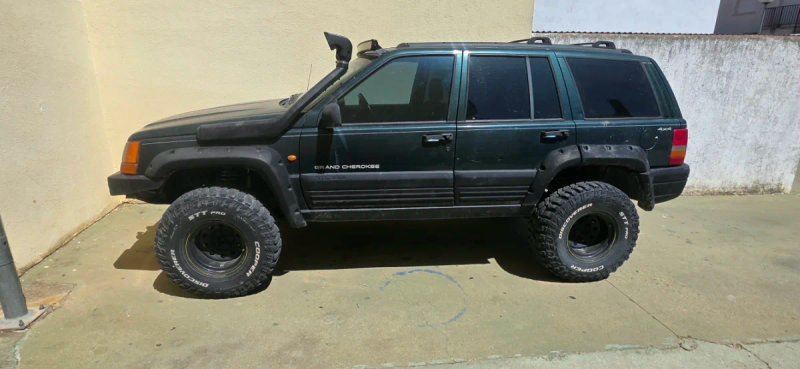 Jeep Grand Cherokee 1998 - foto 1