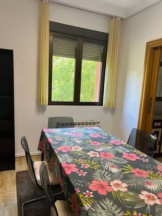 Piso en alquiler en Palos de Moguer en Madrid