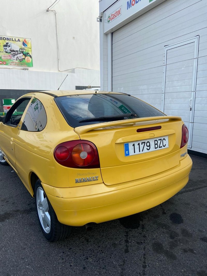 Renault Megane 1.4 Gasolina - foto 1
