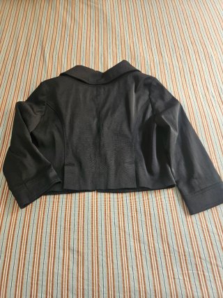 Chaqueta torera negra