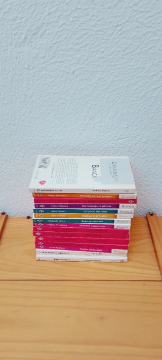 15 NOVELAS DE ROMANCE X 8€