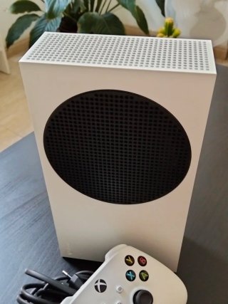 Xbox Series S 512GB Blanca + Mando