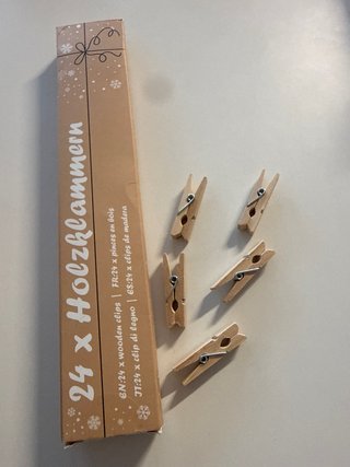 24 x Mollette in legno