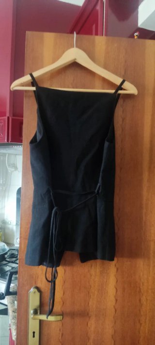 Colete preto botões cinto tamanho L