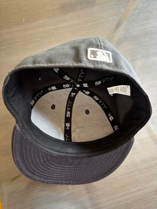 Gorra New Era Gris NY 59FIFTY Sin Usar