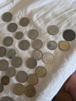 Monedas Franco y Juan Carlos