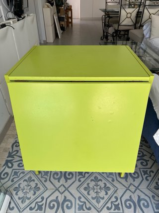 Mesa plegable IKEA patas metal verde pistacho